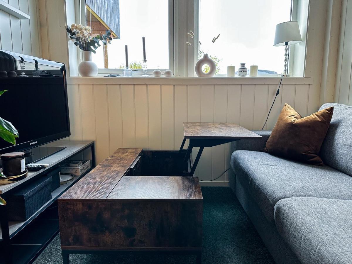 Appartamento Panorama View - Free Parking - Perfect For Couples Tromsø Esterno foto