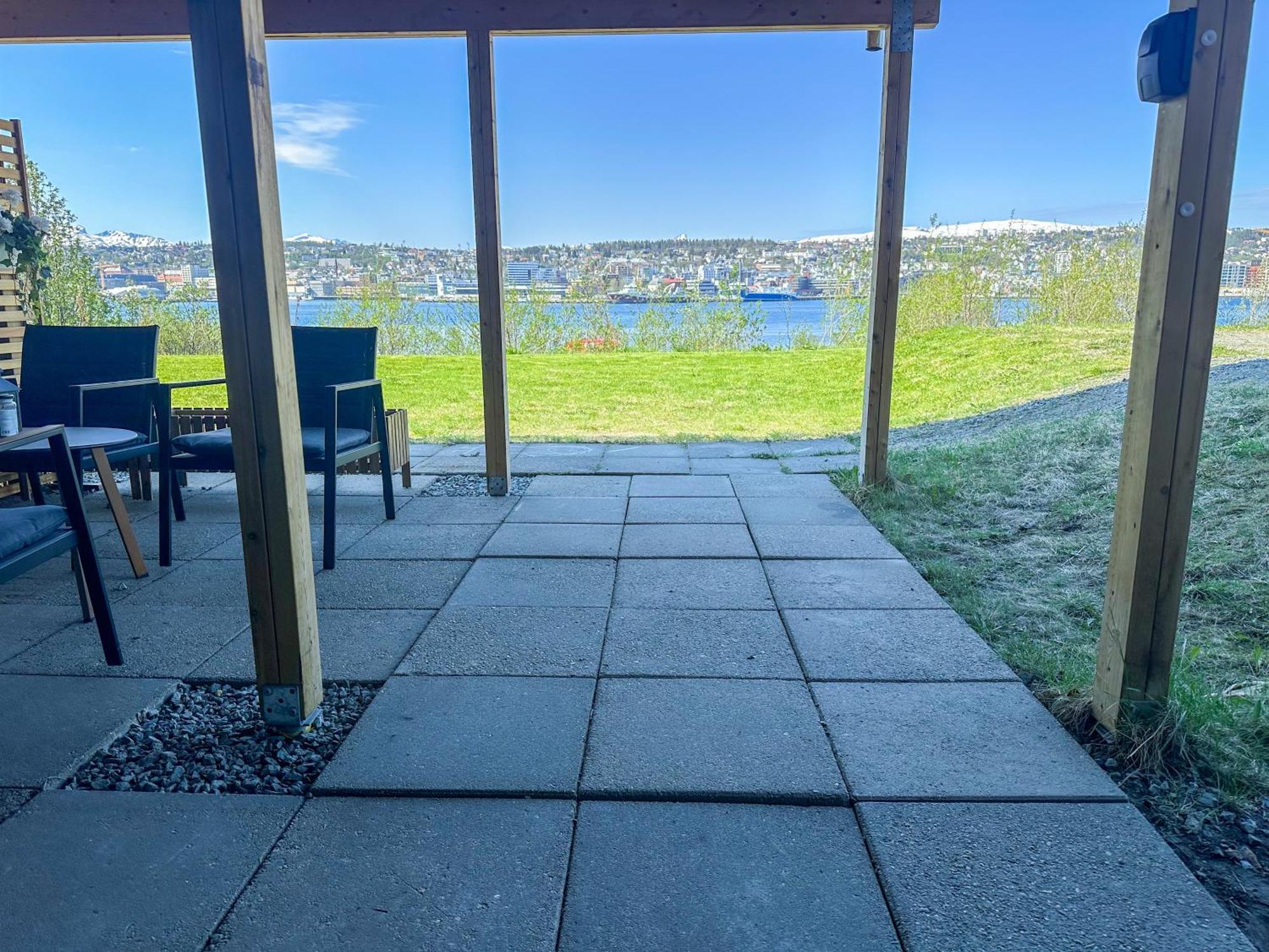 Appartamento Panorama View - Free Parking - Perfect For Couples Tromsø Esterno foto